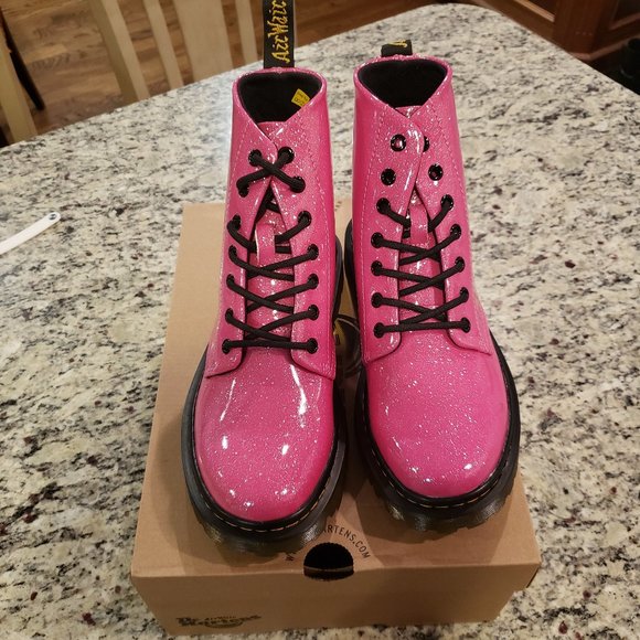 NEW Dr. Marten Luana Boot in Hot Pink Size 7US - Picture 1 of 8